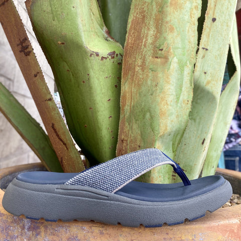 Men's Lyle Navy LâMO-LITE Flip Flop (EM2224NAV) - BLAIR'S Western Wear located in Marble Falls TX. 